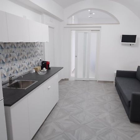U' Pastus Apartment Бари Екстериор снимка