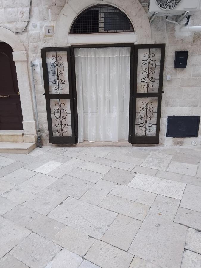 U' Pastus Apartment Бари Екстериор снимка